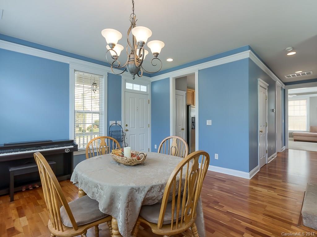 Old Stone Crossing - Residential