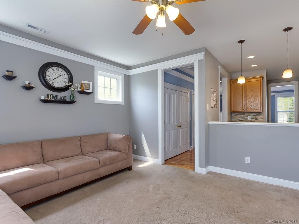 Old Stone Crossing - Residential