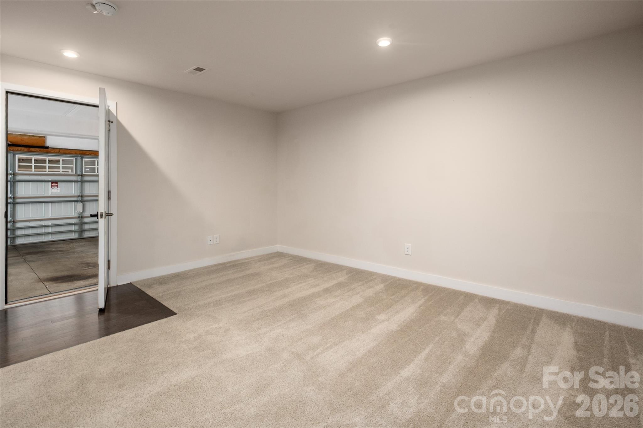 Townes of Oakhurst - Residential