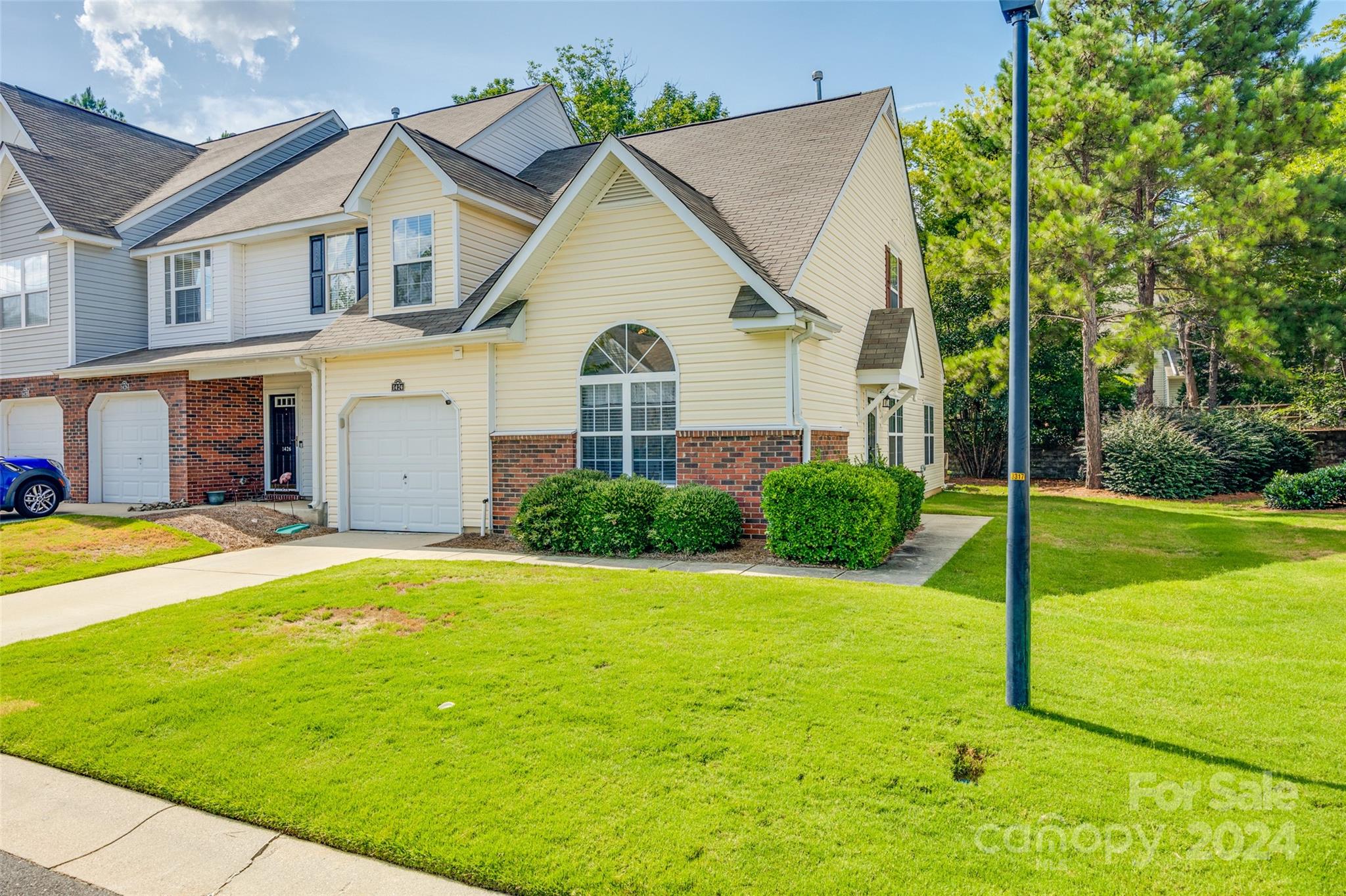 Lexington Commons - Residential