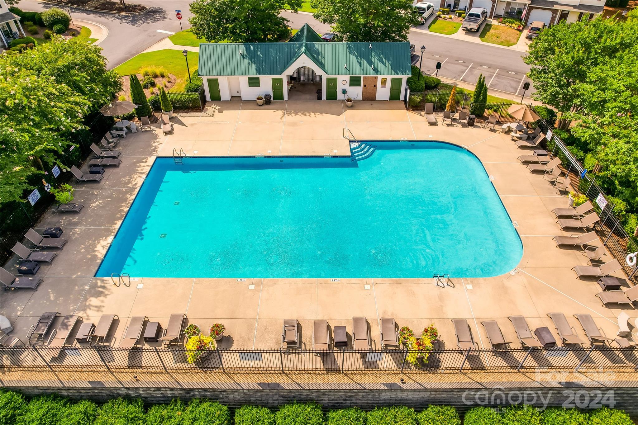 Lexington Commons - Residential