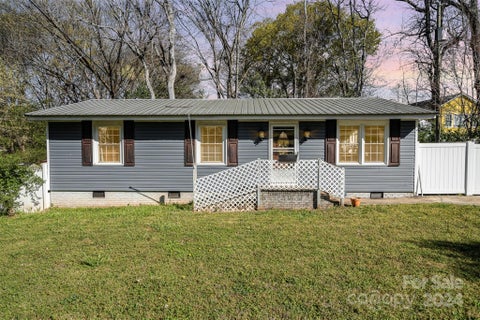 Photo for 210 Calhoun Street