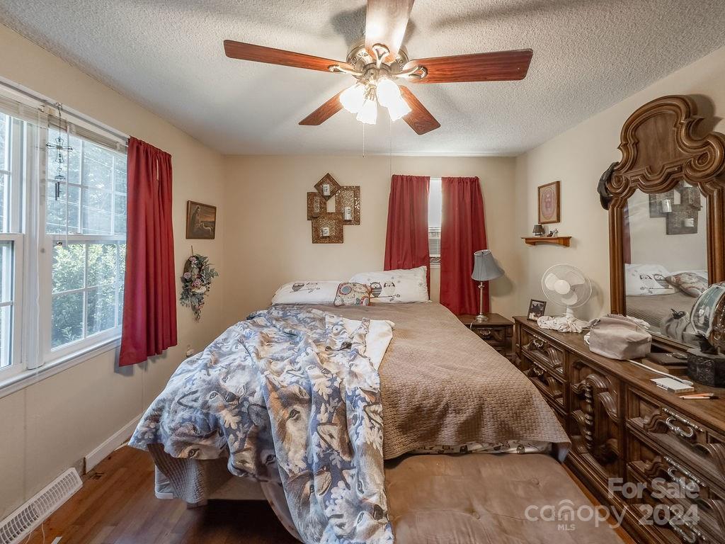 Yorkwood Park - Residential