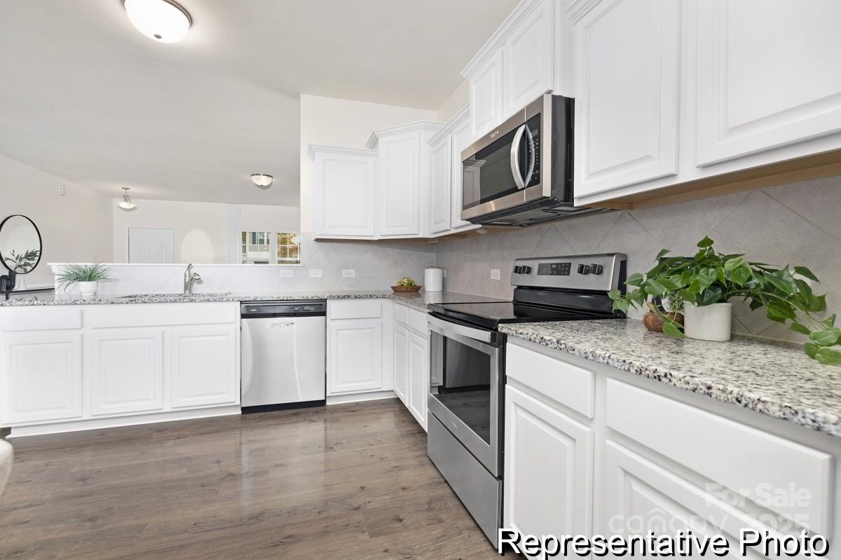 1755 Autumn Banks Way 77p