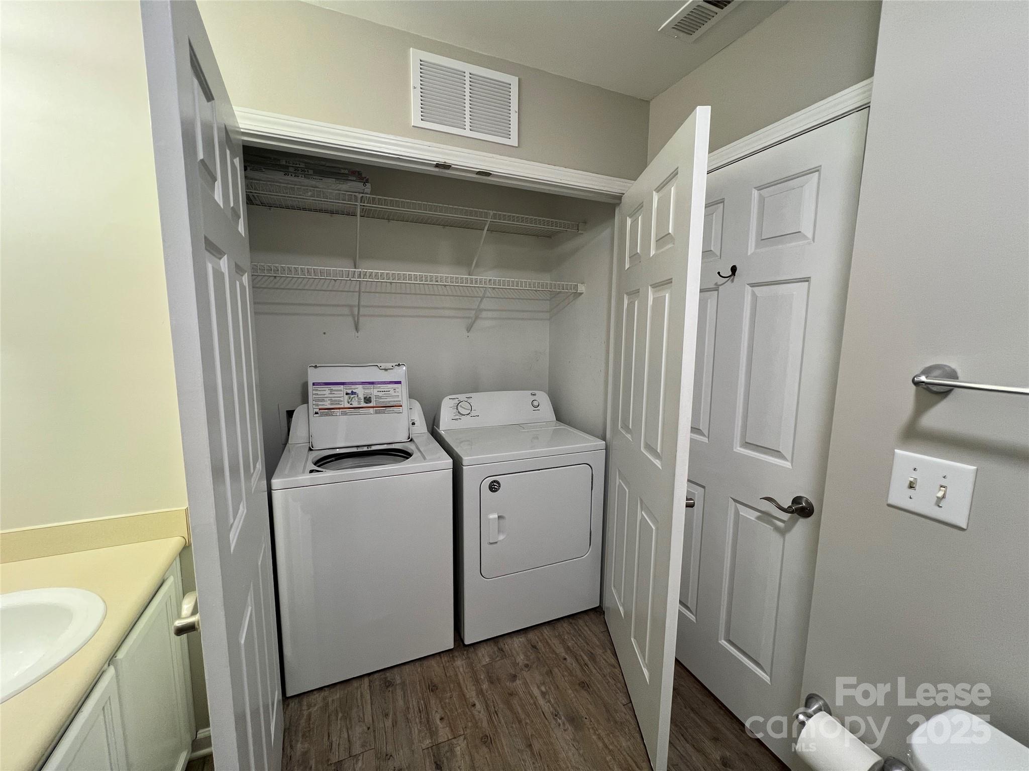 Cedarcroft - Residential Lease