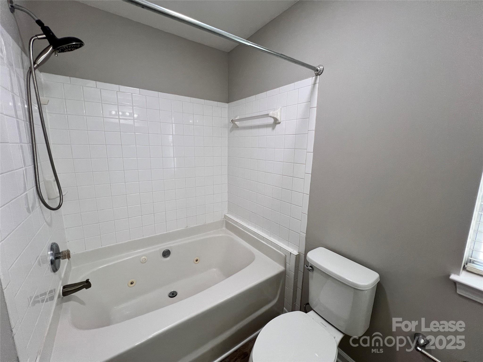 Cedarcroft - Residential Lease