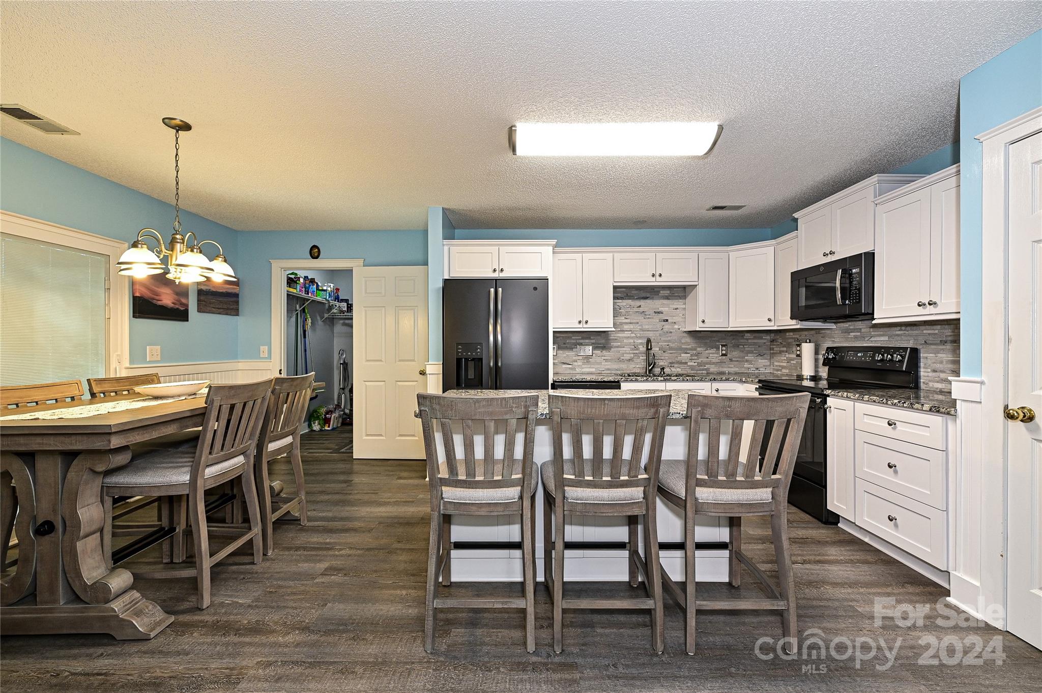 Hagers Ferry - Residential