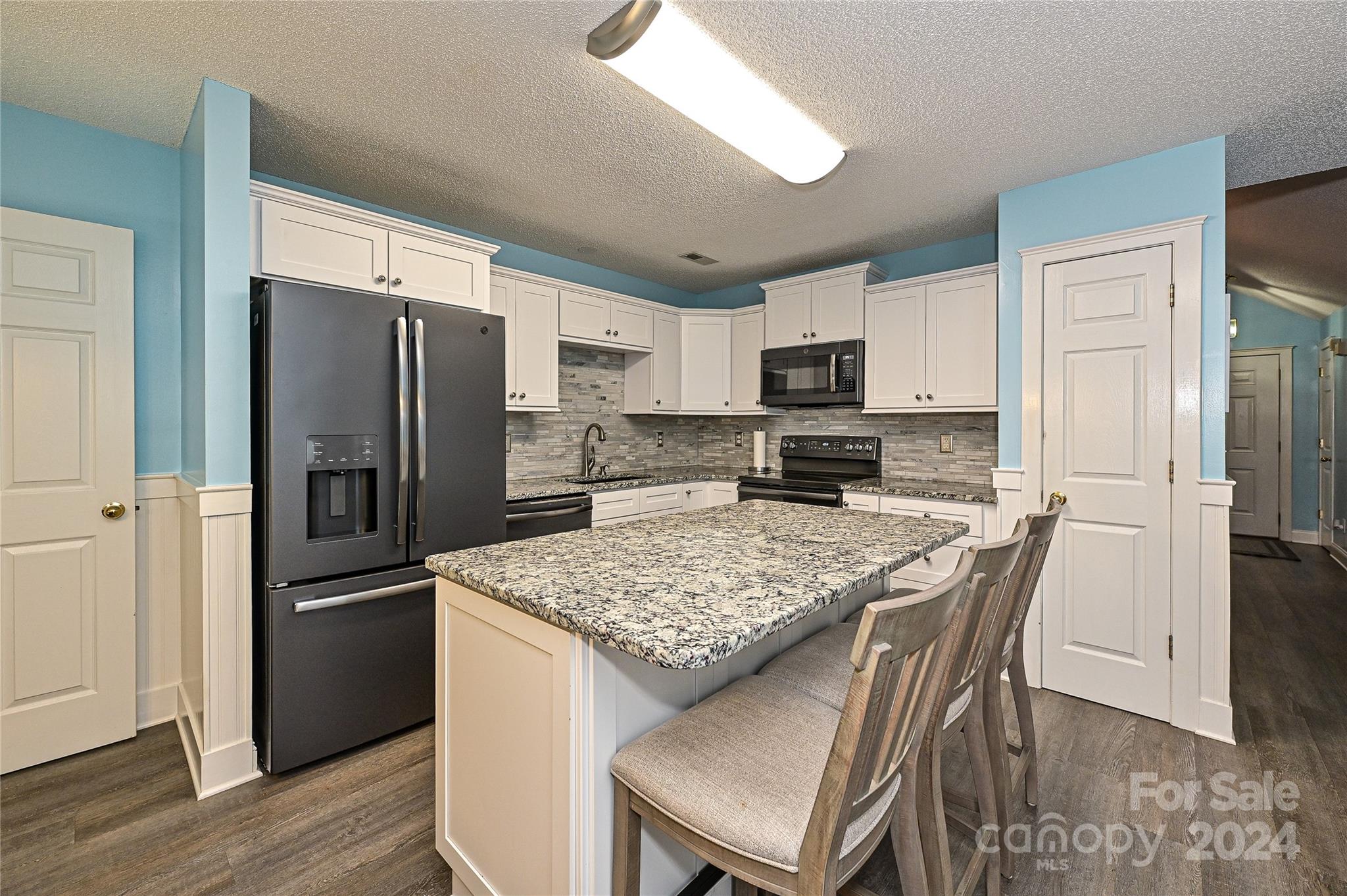 Hagers Ferry - Residential