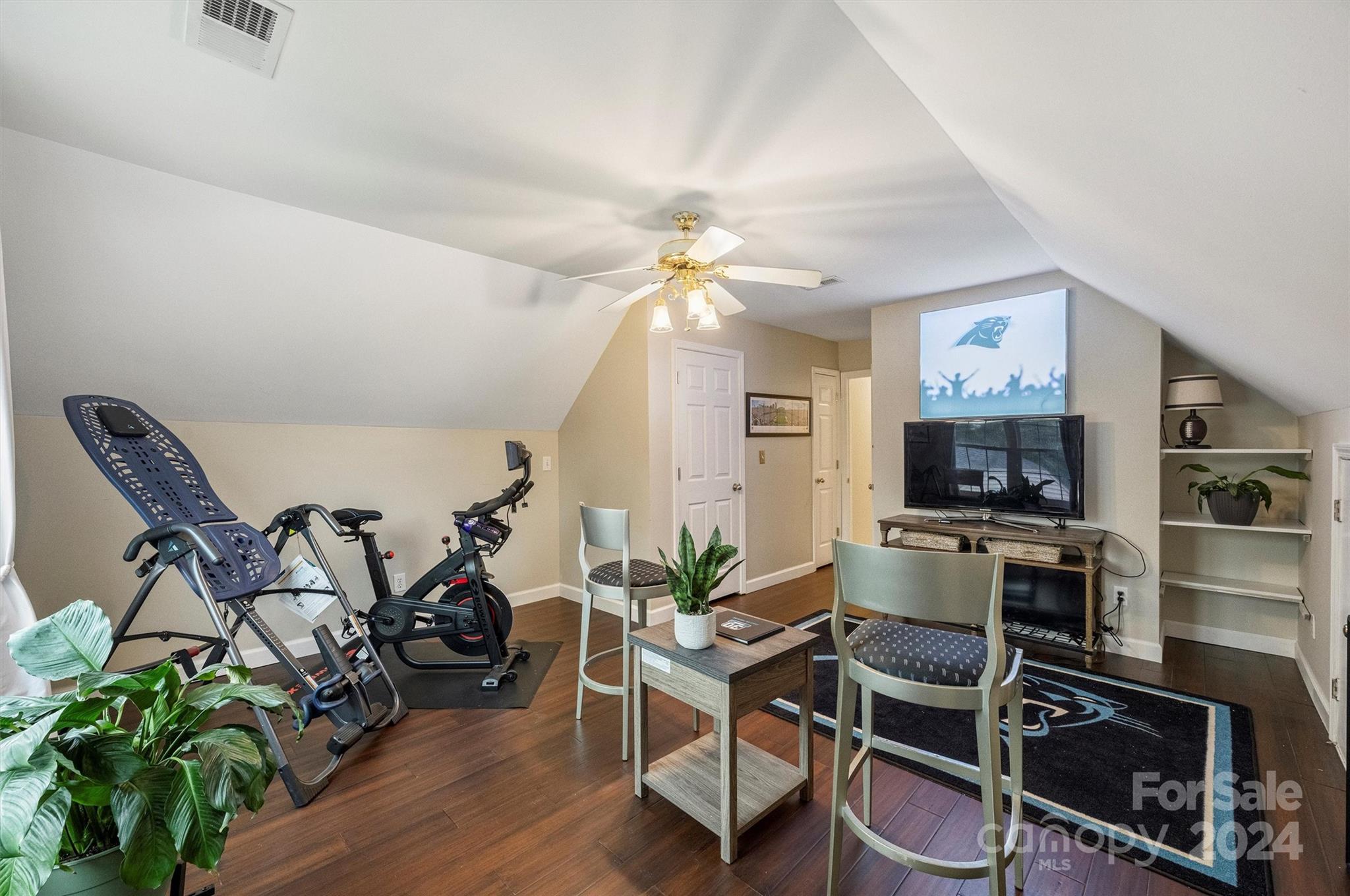 Regent Park - Residential