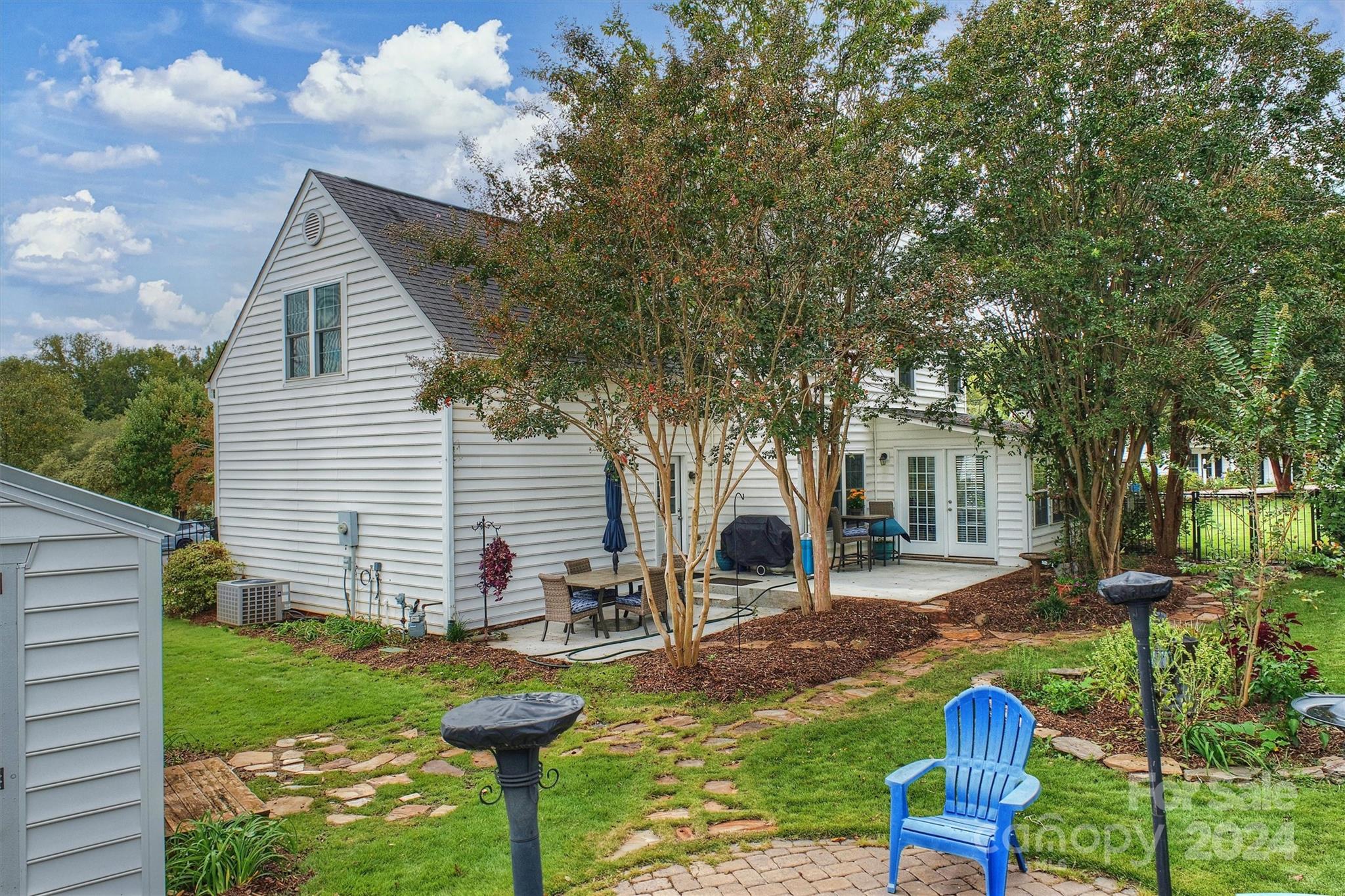 Regent Park - Residential