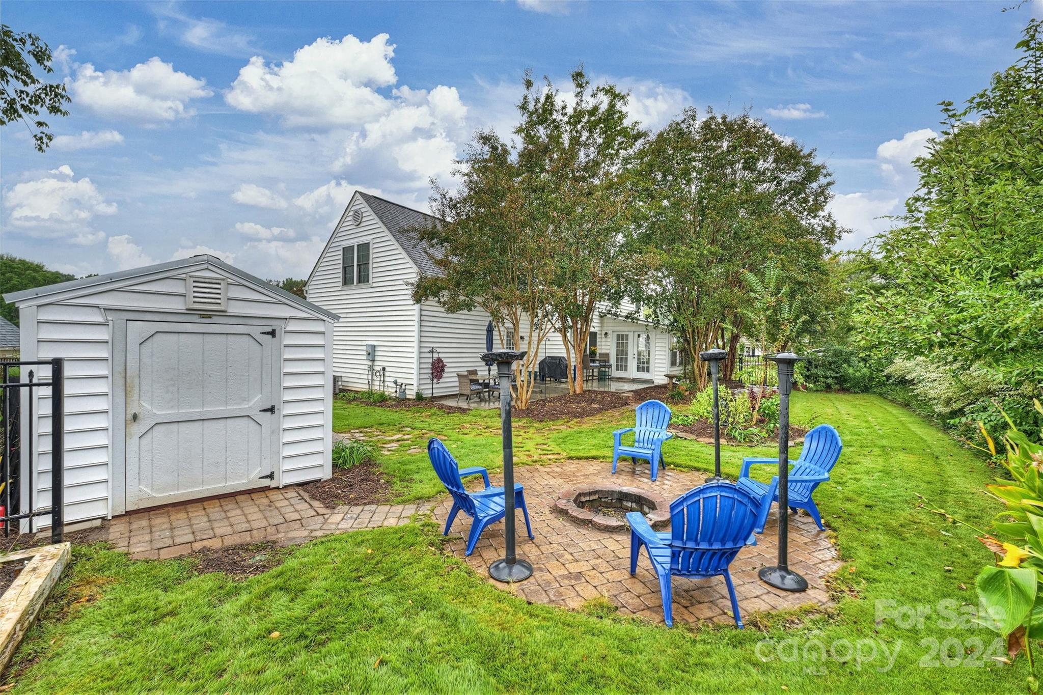 Regent Park - Residential