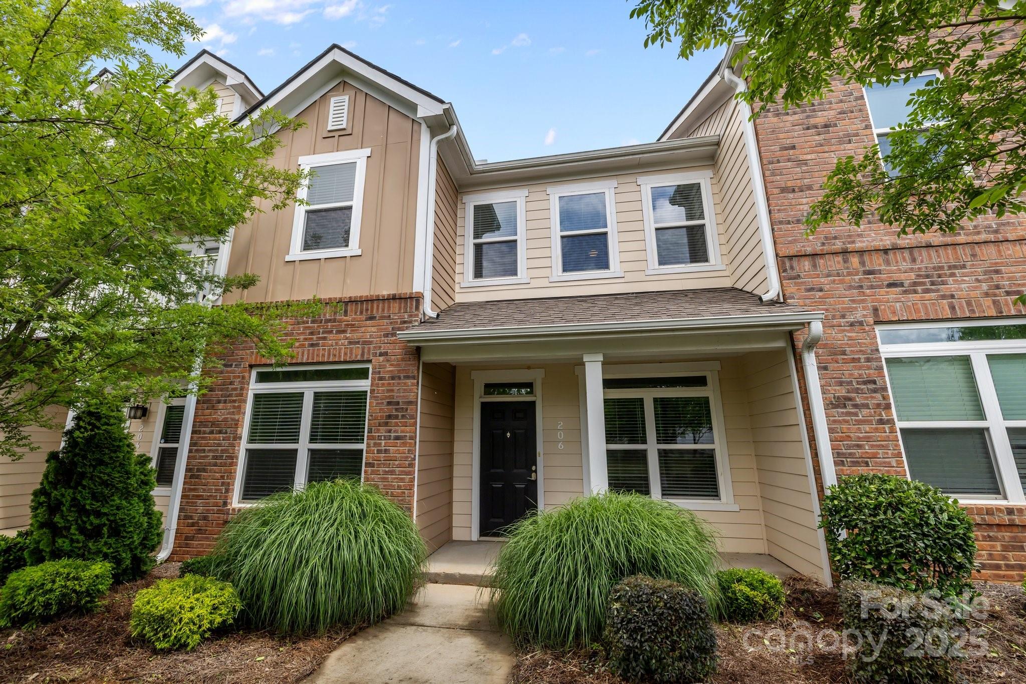 206 Overstone Court