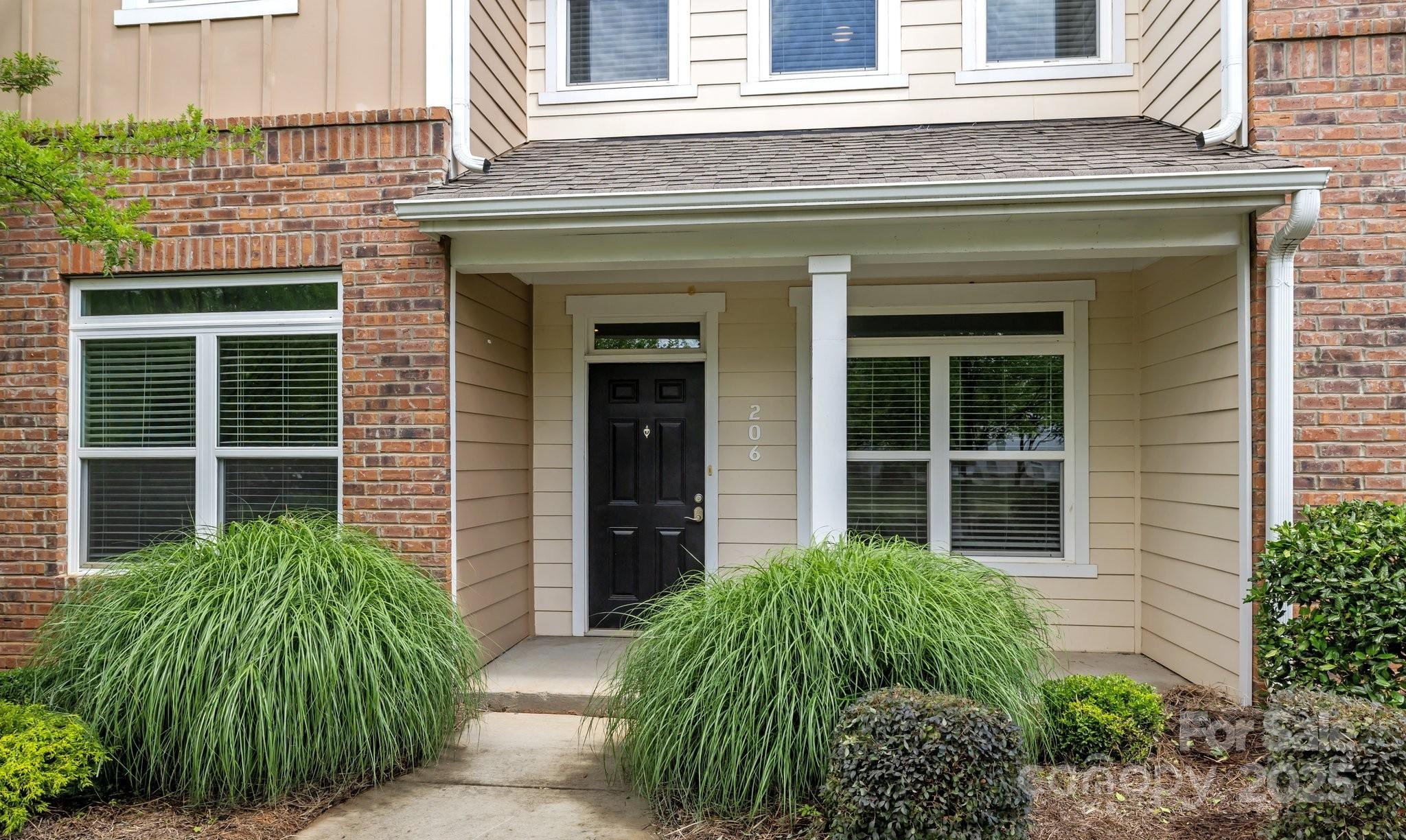 206 Overstone Court