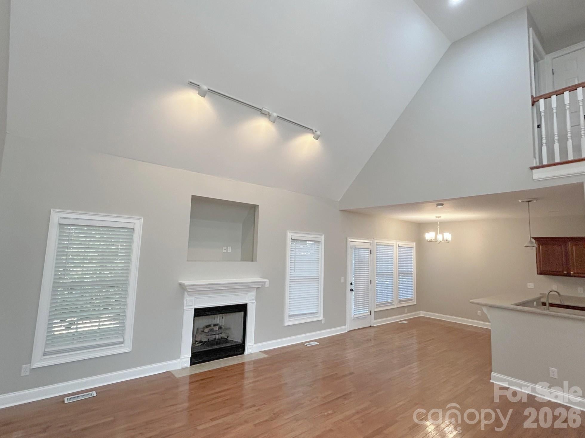201 Colonel Holcombe Place