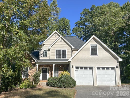 201 COLONEL HOLCOMBE PL, CANDLER, NC 28715 - Image eb3a05f8ce787eeb504dd9a3760b6849/468308897