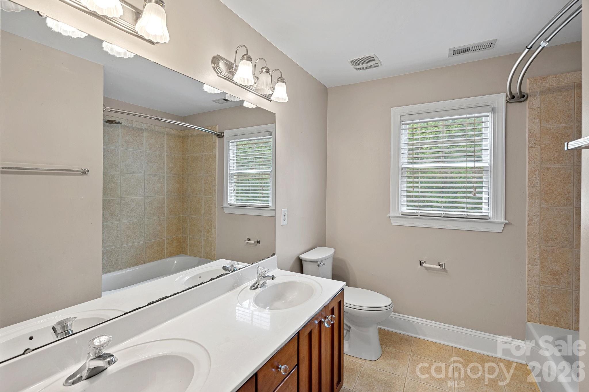 Huntwyck Place - Residential