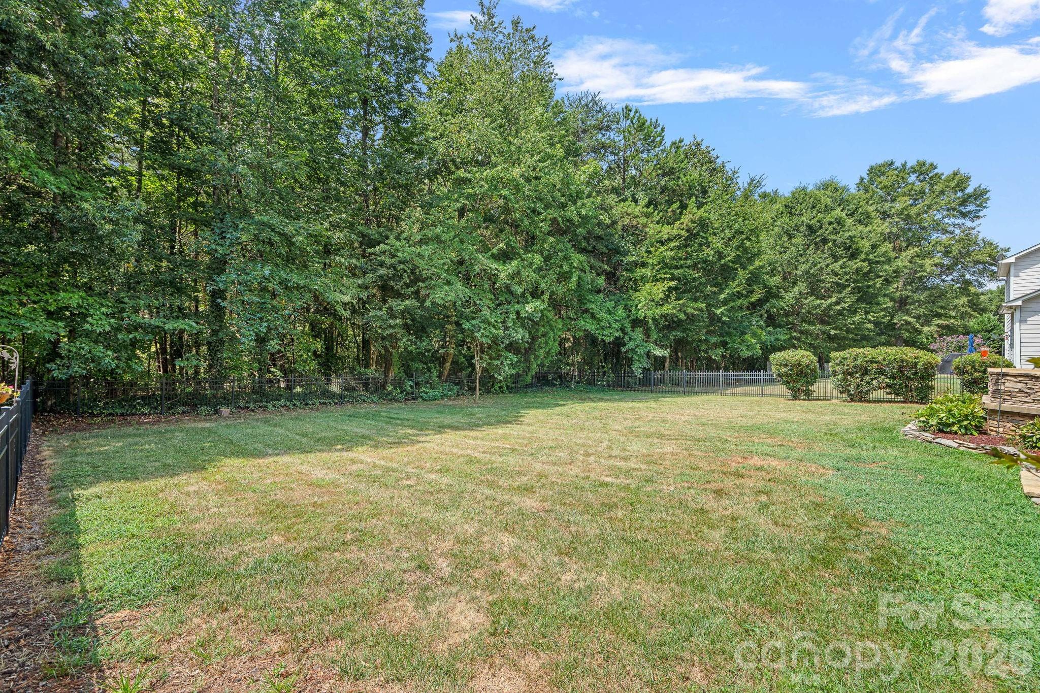 Huntwyck Place - Residential