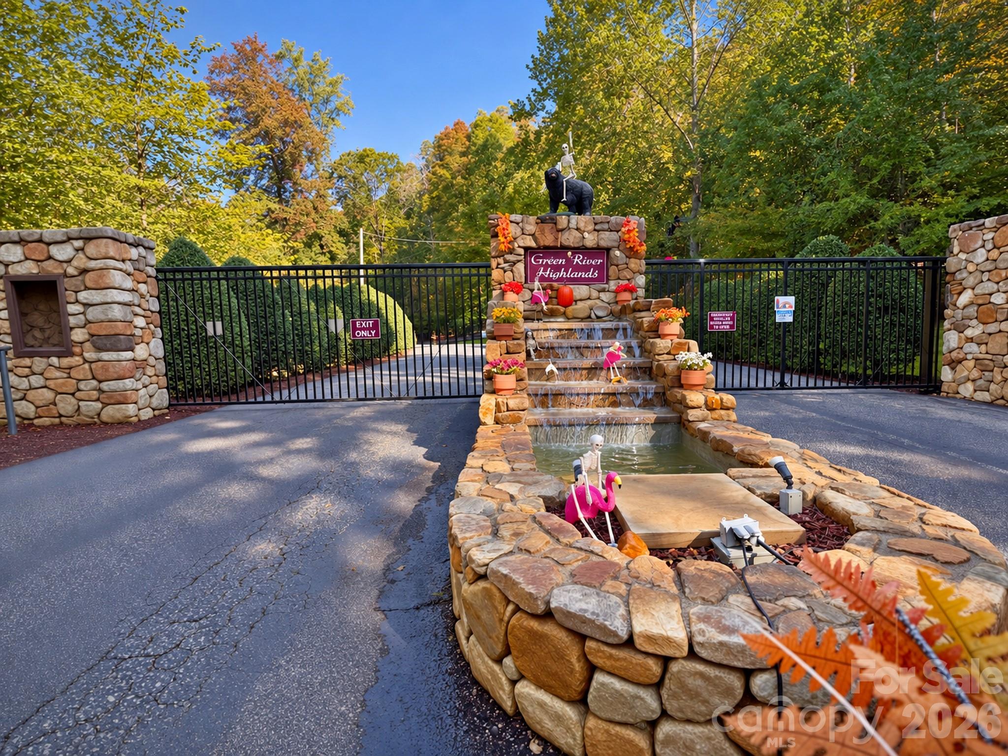 346 FRONT RIDGE Circle 65