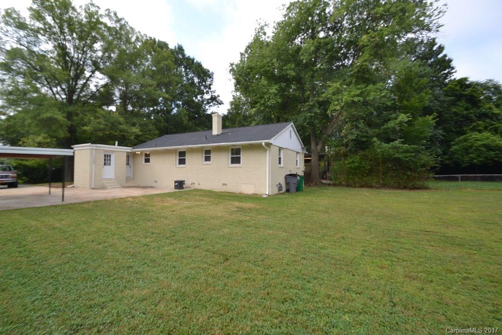 Royal Manor - Residential Lease