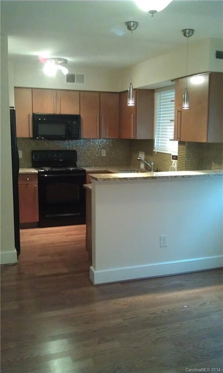 Elizabeth - Residential Lease