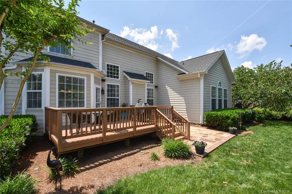 Lake Shore - Residential