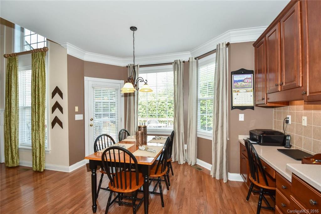 Lake Shore - Residential