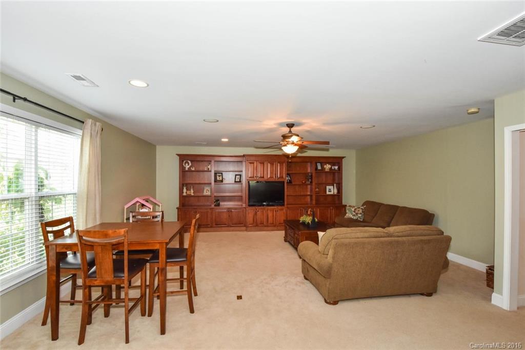 Lake Shore - Residential