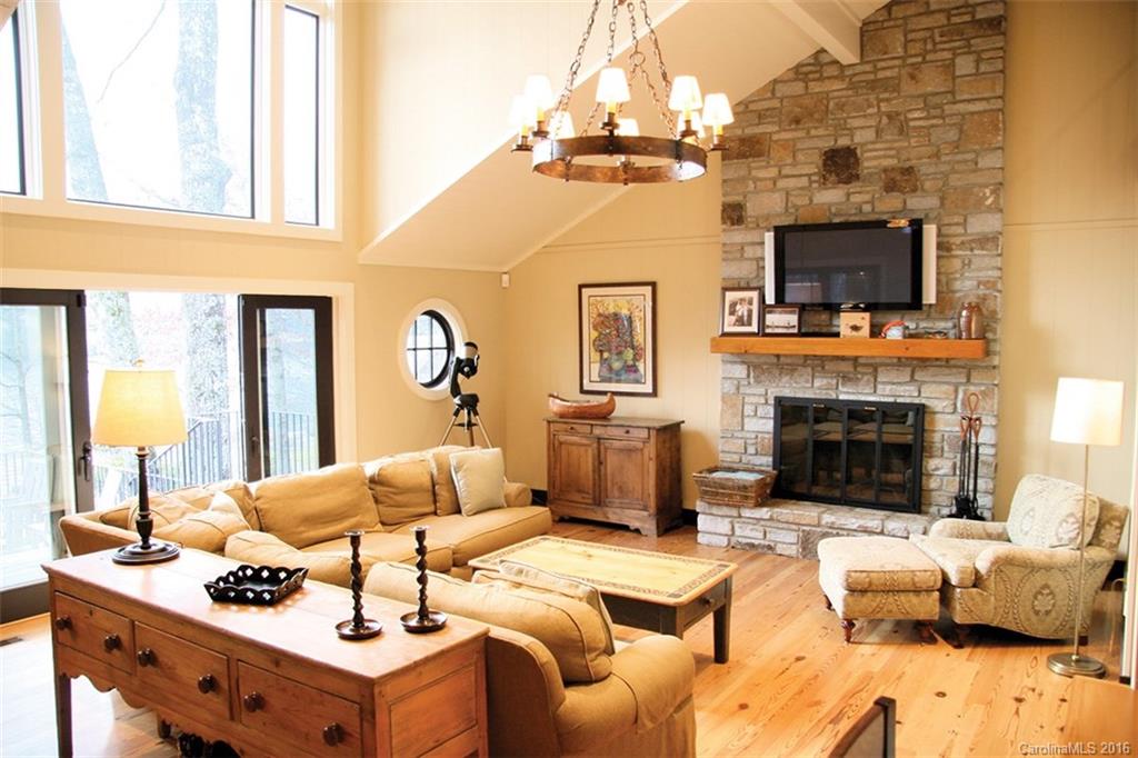 Lake Toxaway Estates - Residential