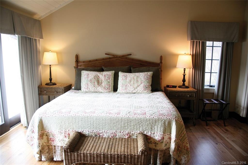 Lake Toxaway Estates - Residential