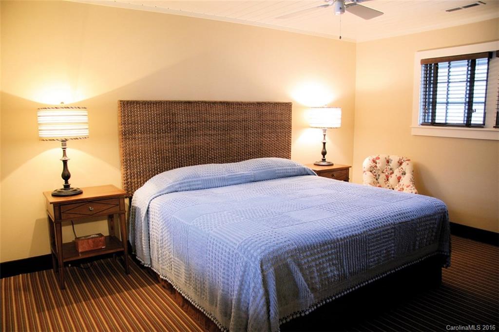 Lake Toxaway Estates - Residential