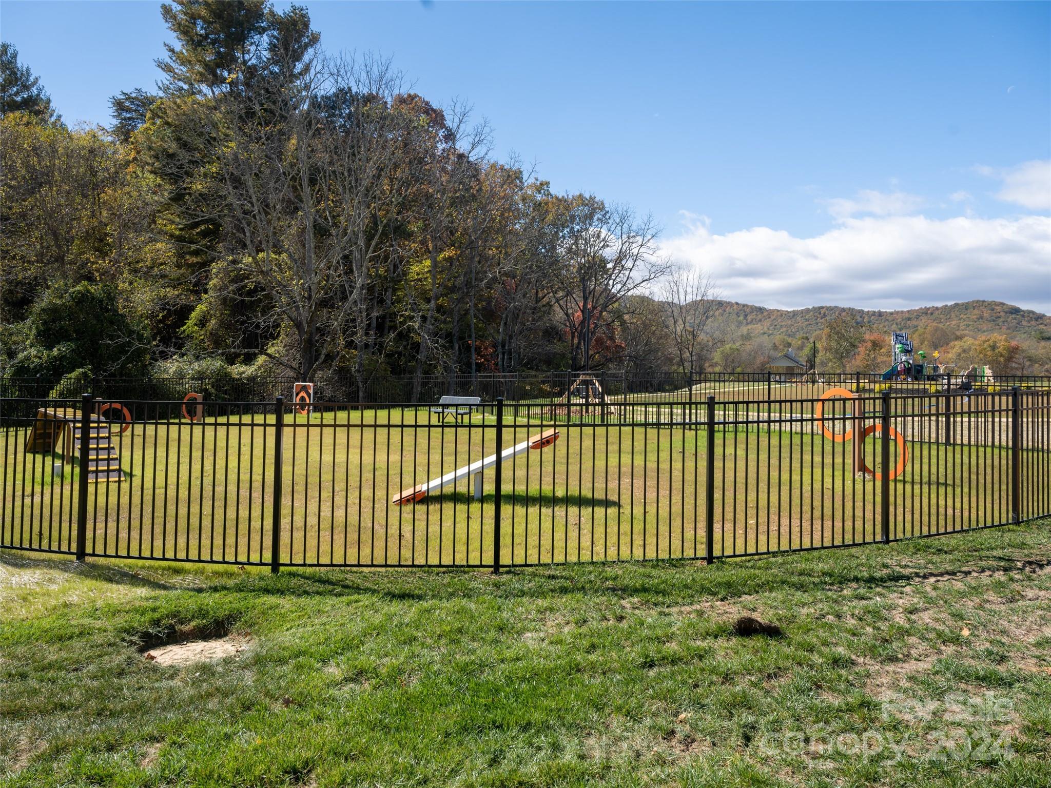 Mills River Crossing - Residential