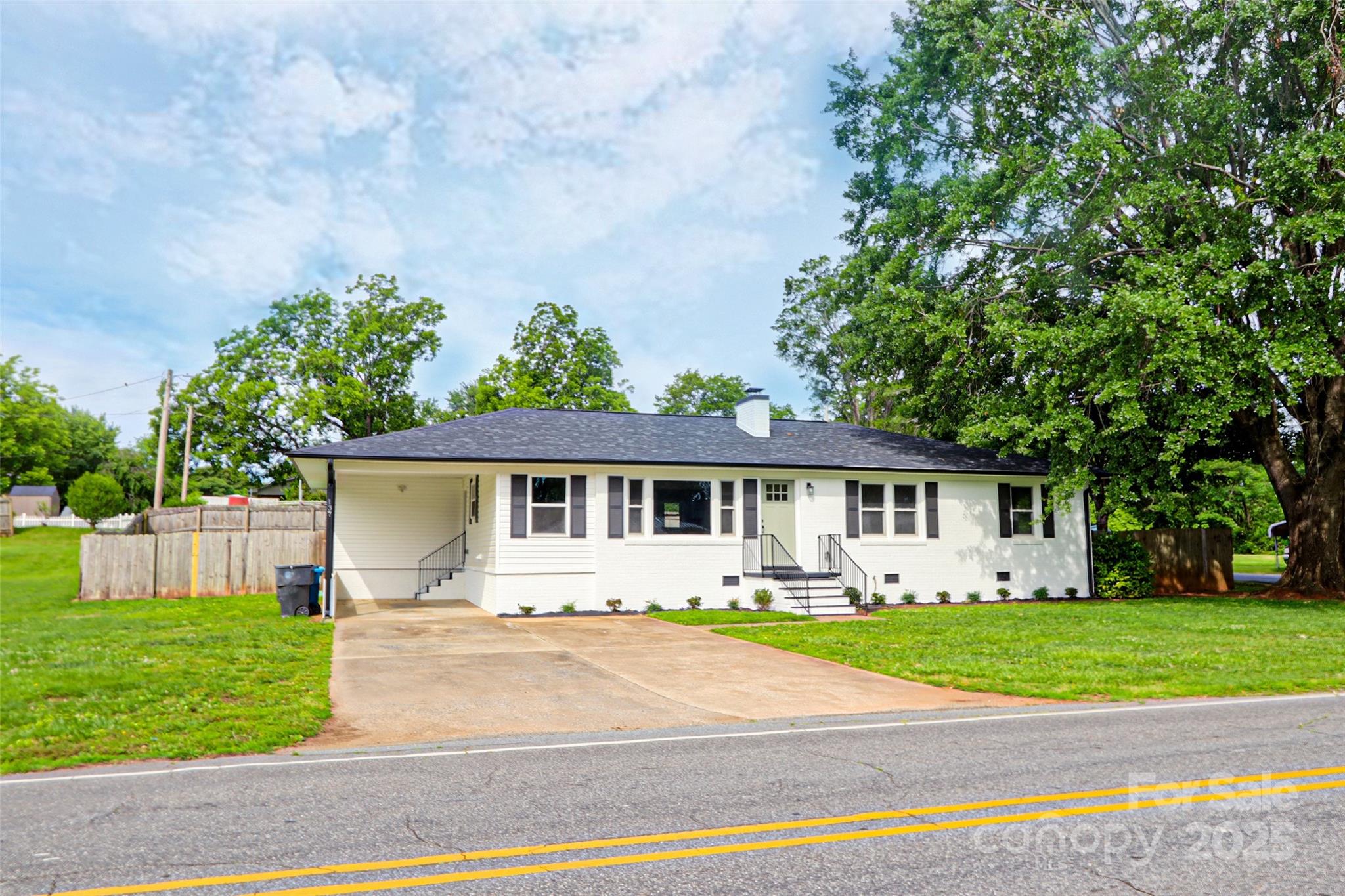 137 Hardin Road