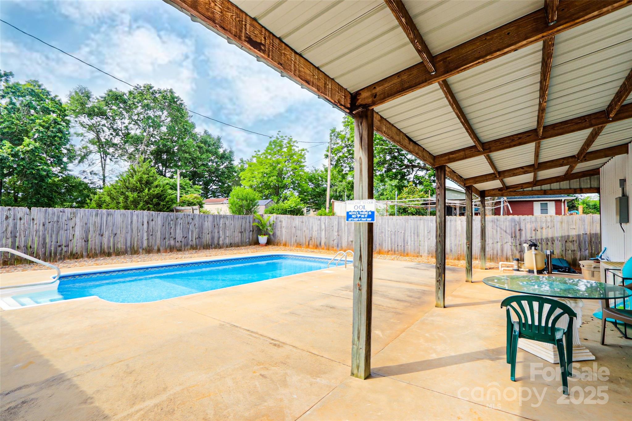 137 Hardin Road