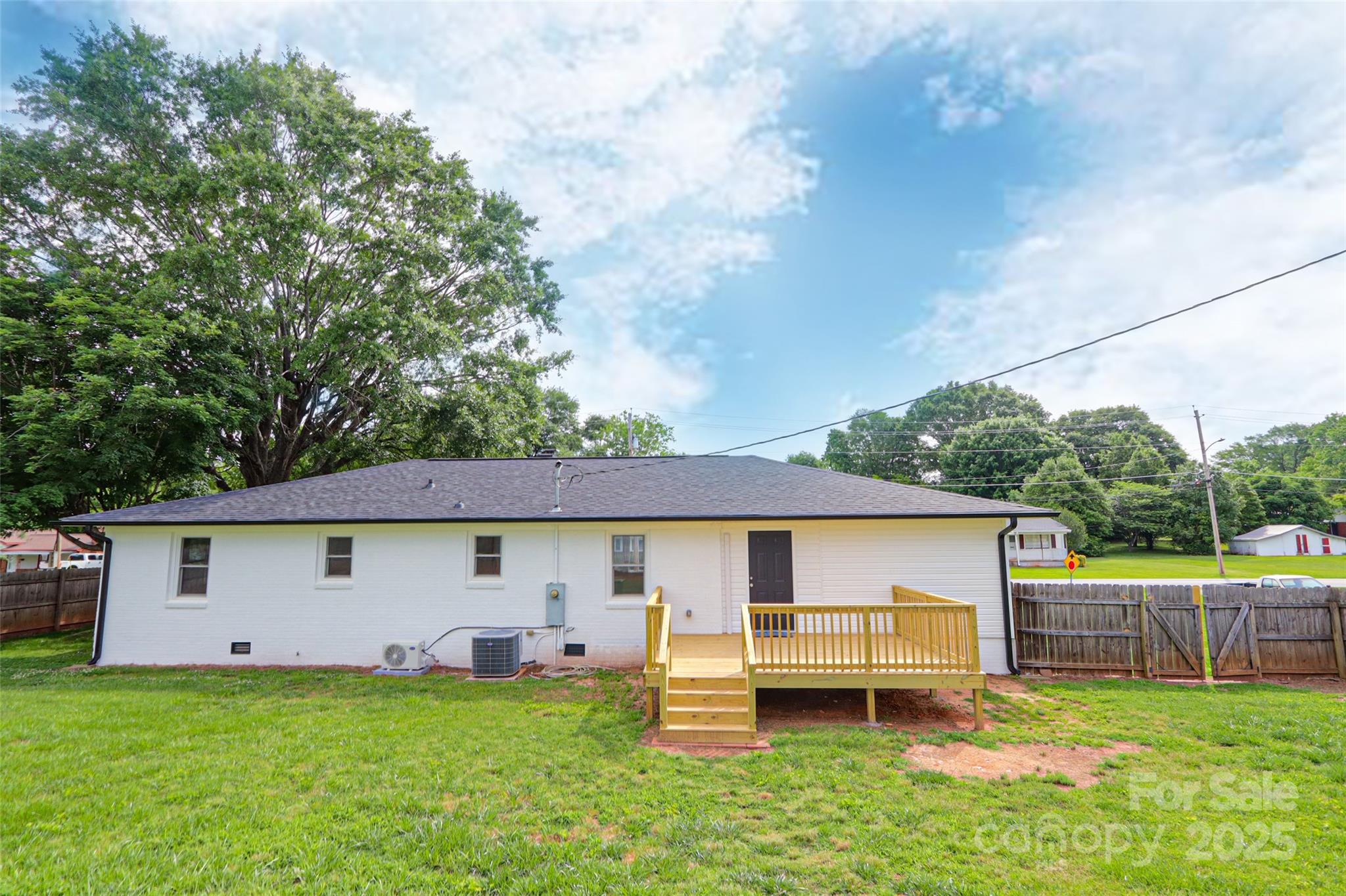137 Hardin Road