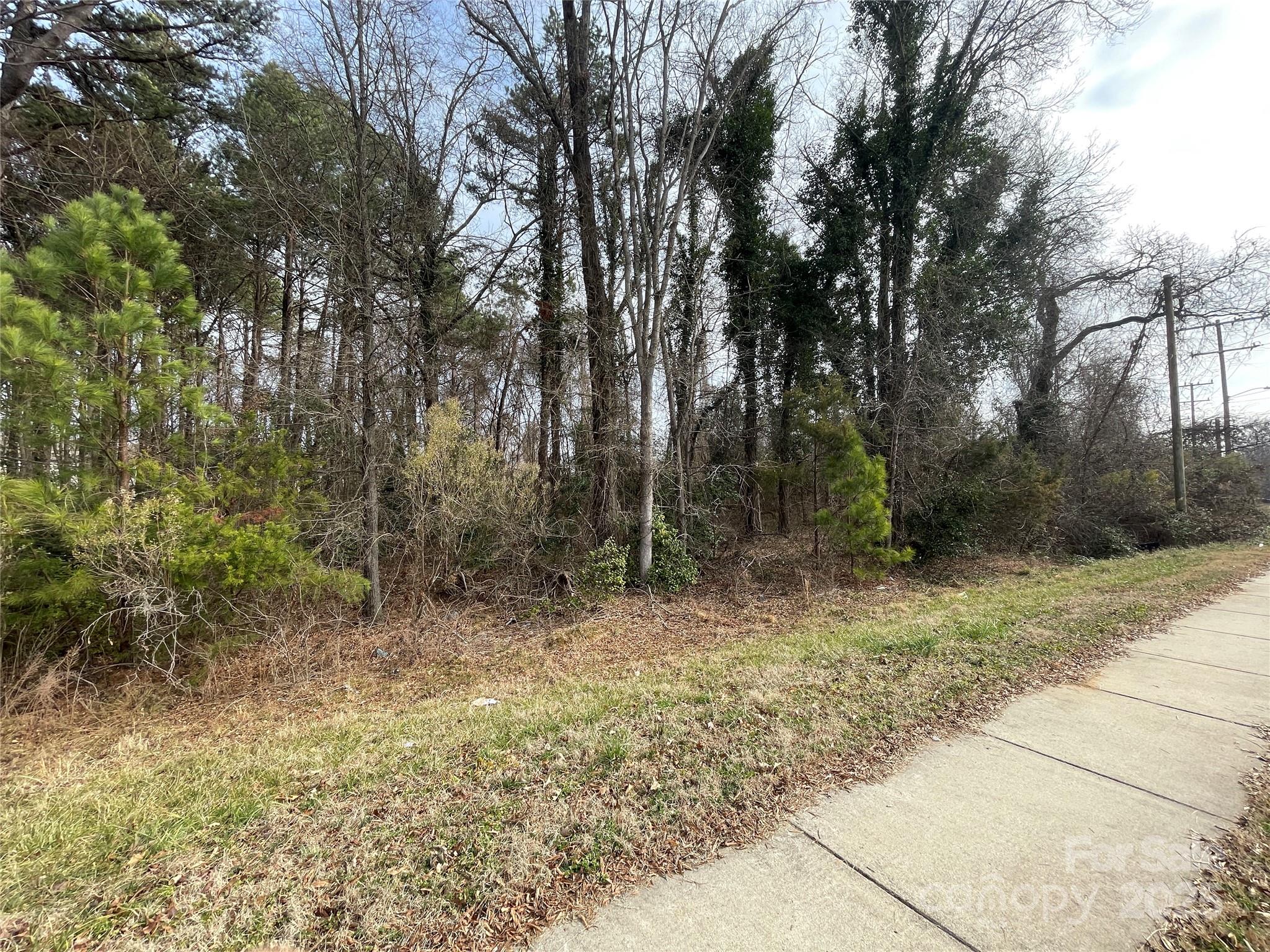 1900 Mineral Springs Road