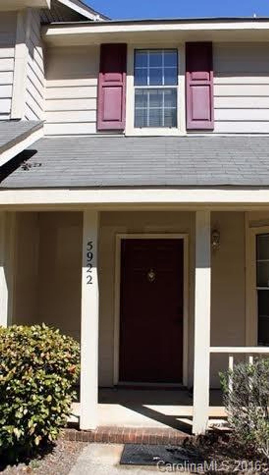 - quiet and well-managed

- part of the Glenhaven at Firethorne community

- tenants have access to pool, clubhouse, and fitness center

- small front porch and back patio

- washer and dryer hookups

- tenant pays utilities

- central air

- fireplace

- pond and green space

- Winterfield Elementary is one mile away

- Eastway Middle School is less than two miles away

- East Mecklenberg High School is less than two miles away