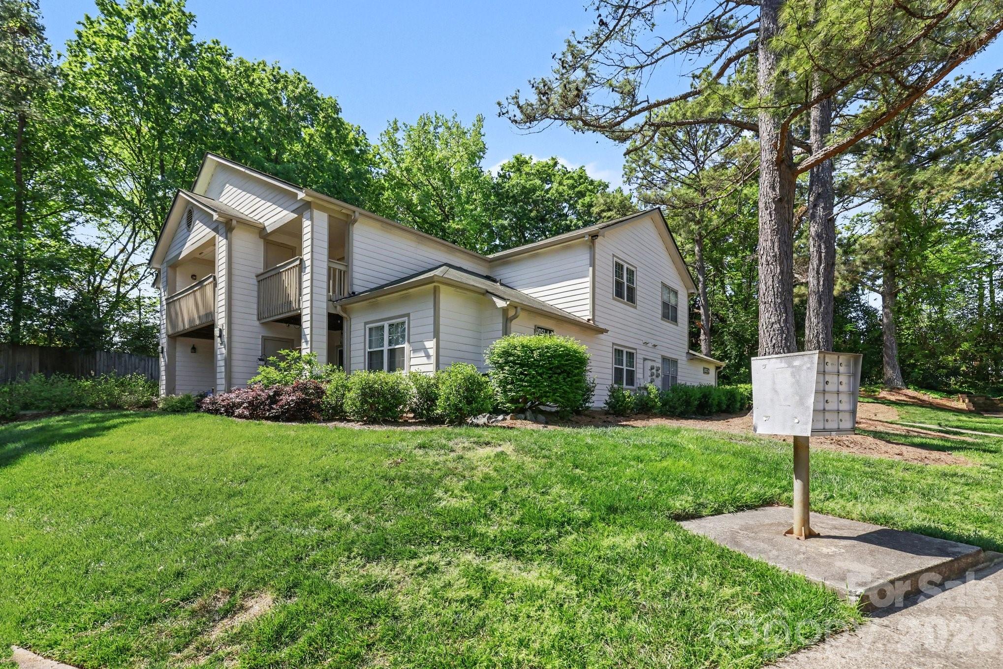 1051 Churchill Downs Court B