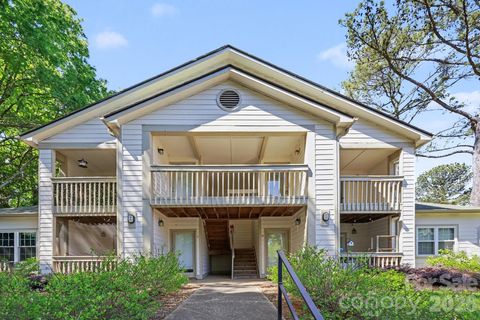 1051 Churchill Downs Court B Charlotte NC 28211