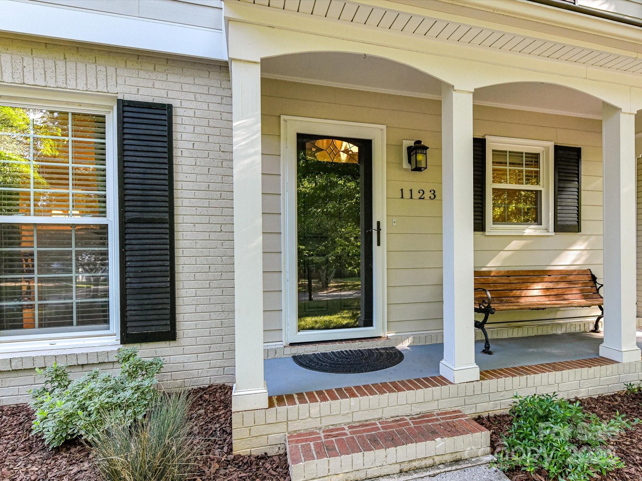1123 Richard Barry Drive