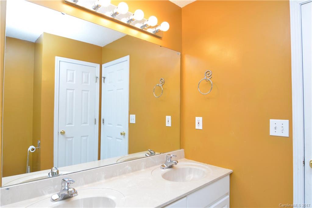 Stonebridge Crossing - Residential