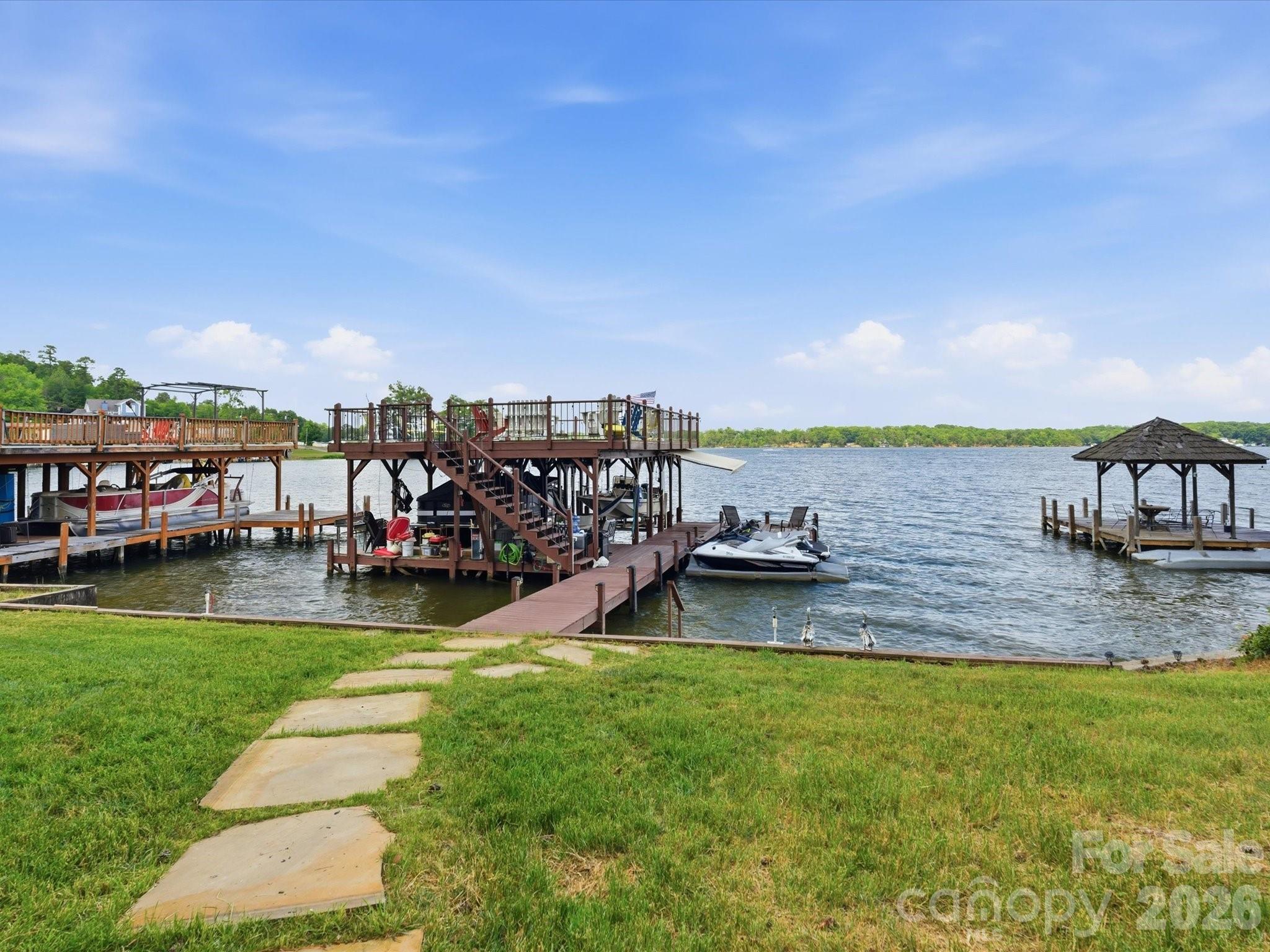 562 Lake Head Road