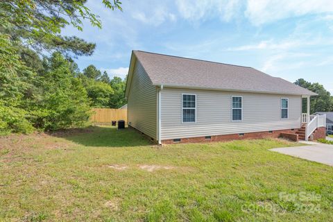 A home in Clover