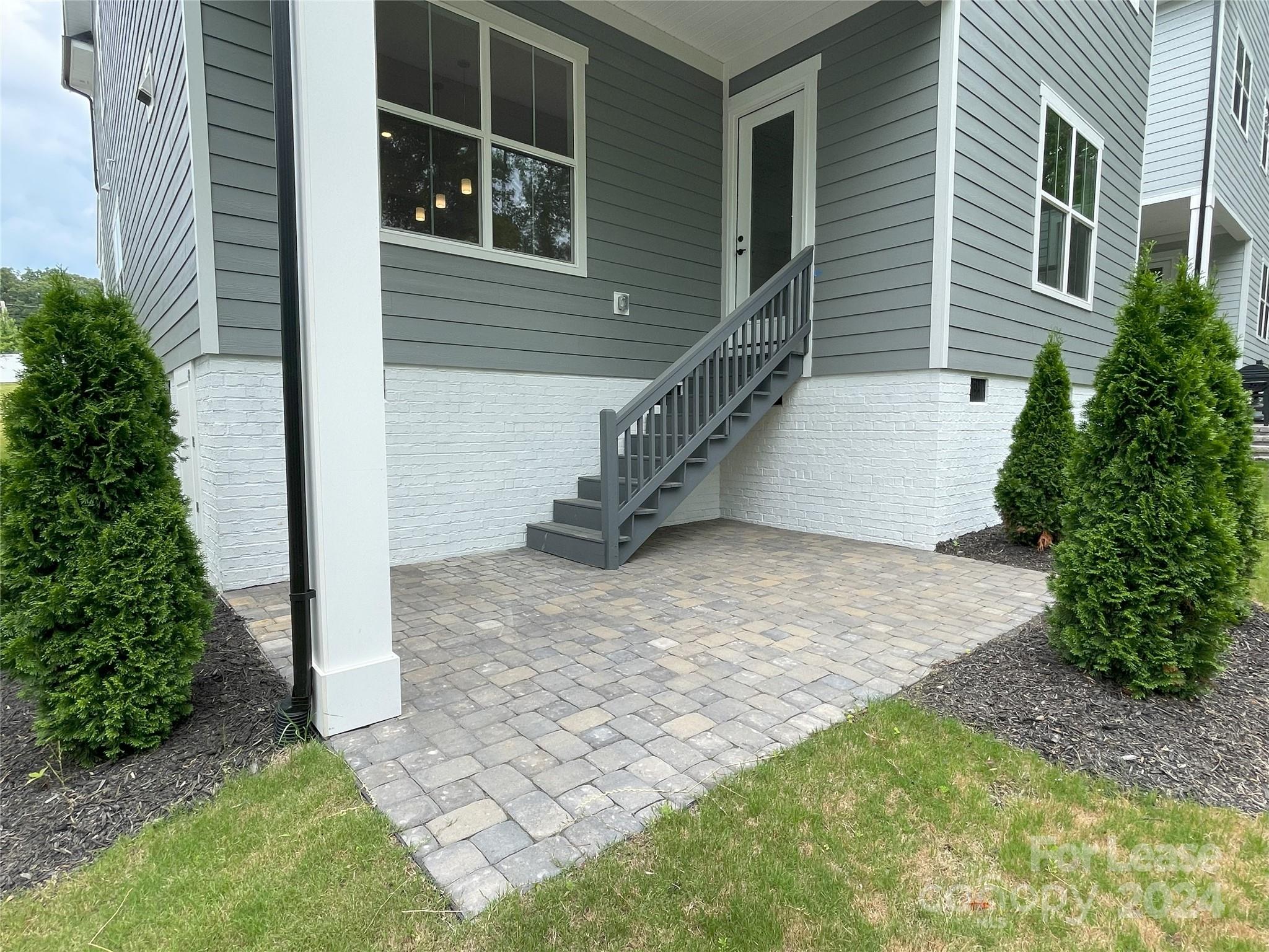 Tennyson - Residential Lease