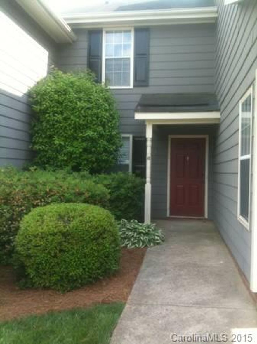 End Unit, One level,bottom floor.2011 complete remodel to include pergo wood floor through out,tile in bath/kitchen,stainless appliances,granite counters,tile back splash.Water bill in HOA.