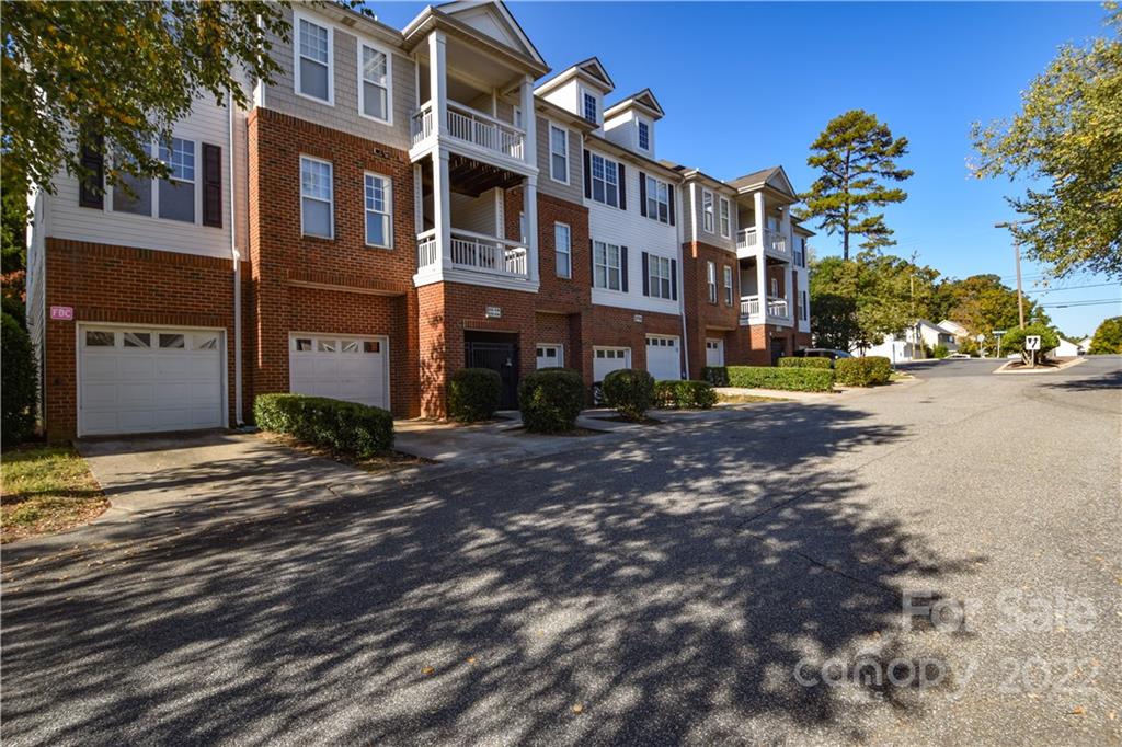 Walnut Creek - Residential