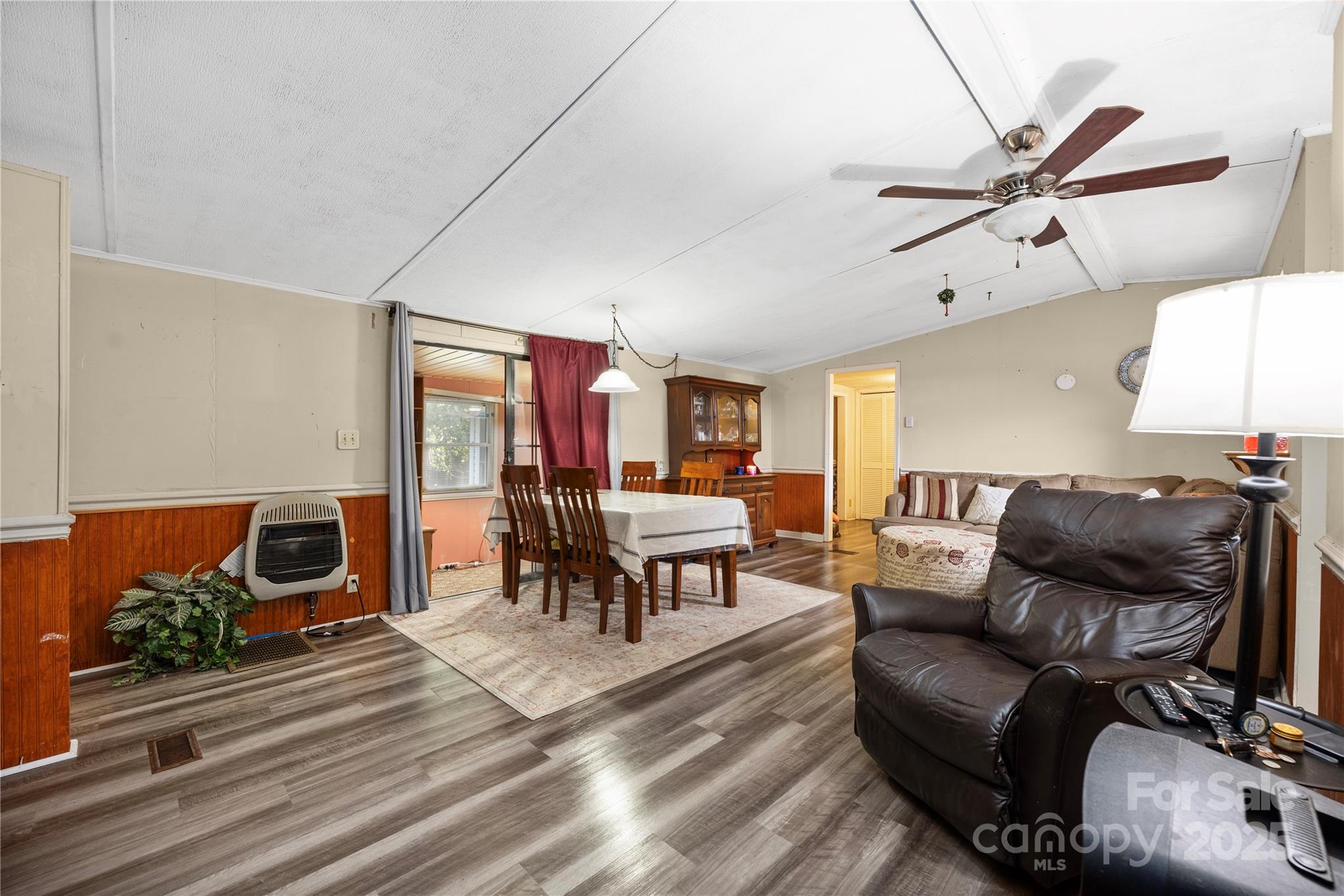 140 Silverlining Road