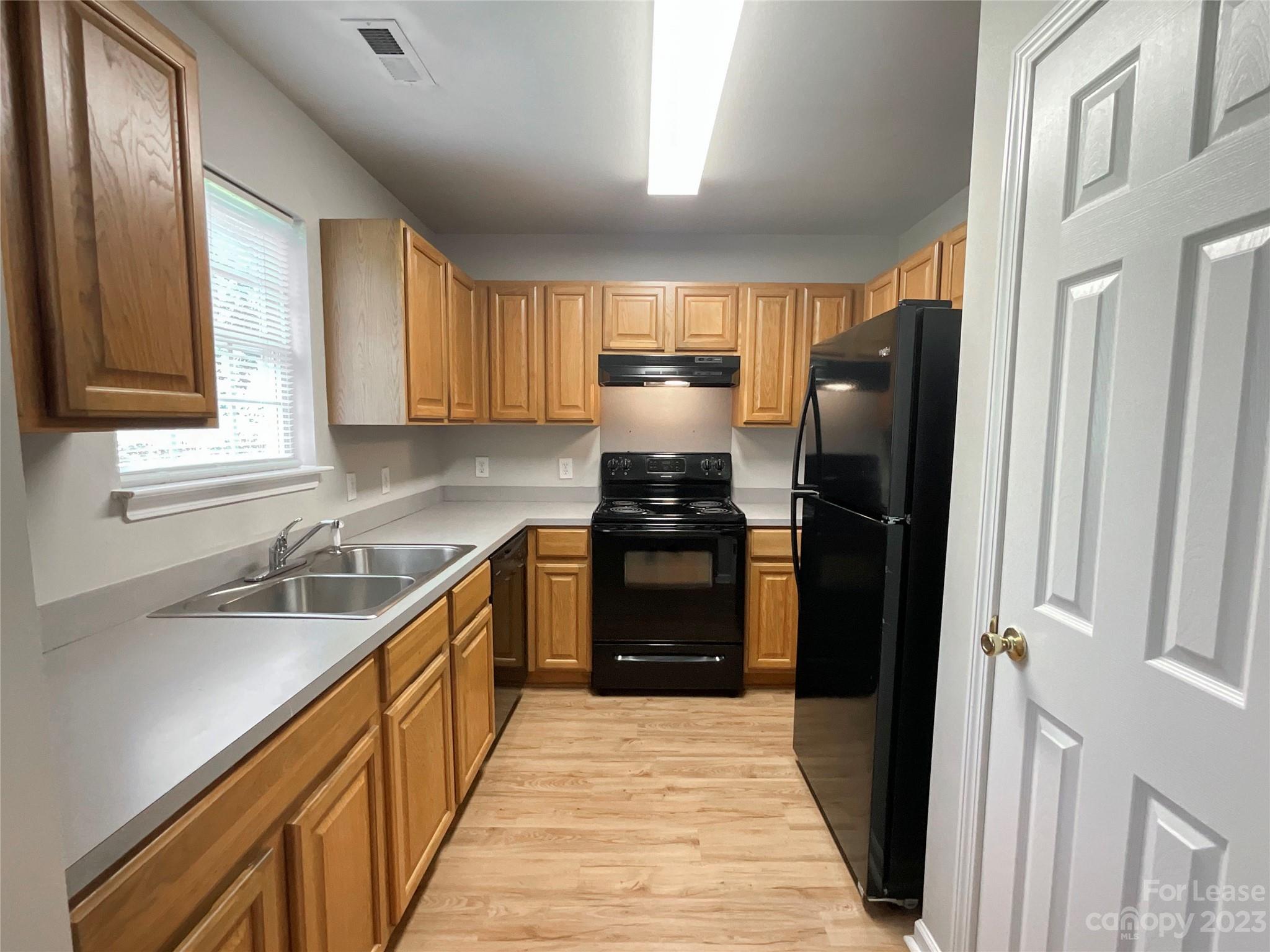 Sadler Ridge - Residential Lease