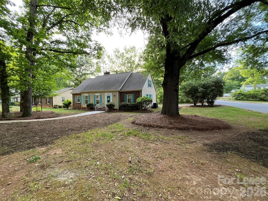 READY FOR MOVE-IN - 3bed/2.5 two-story duplex home in desirable Easthaven Neighborhood. *Beautiful corner lot. *New interior paint *New vinyl plank and carpet flooring *Upgraded lighting *New Heating and Air system installed 8/2025. *Large eat-in kitchen with refinished countertops, with loads of cabinets and cooking space. *Private Primary bedroom with lots of natural light and full bathroom *Hall bathroom with double sink vanity, shower linen closet *Large walk-in attic storage space  *2nd floor laundry *Deck *Usable front yard space *Off-street parking *Access to fenced dog run to exercise pet. *Convenient to W.T. Harris, shopping, and Independence Blvd and Uptown. Home is definitely worth a look. Water is $40 per mo for one occupant and $25 per mo per additional occupant.