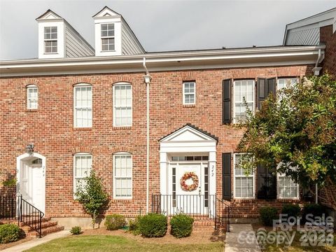 Photo of 242 Welton Way, Mooresville, NC 28117 (MLS # 4382418)