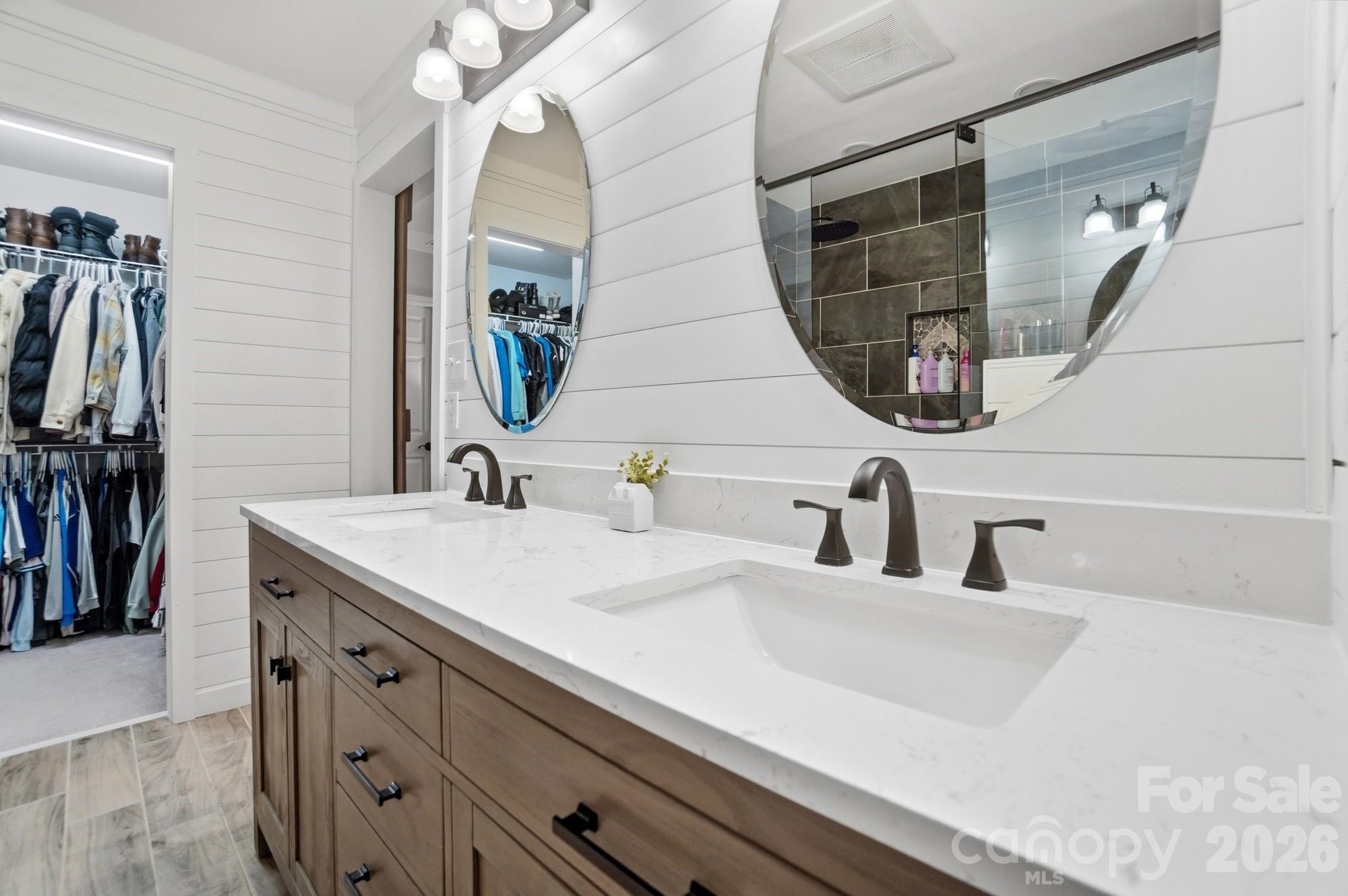 St Claire - Residential